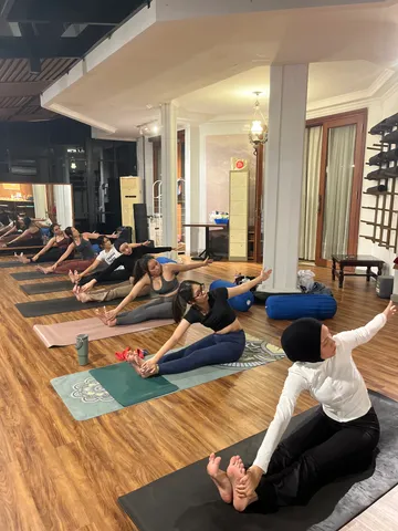 Foundation Class - Strength & Balance